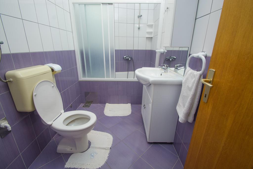 Apartments Jerkunica ロゴズニッツァ 部屋 写真